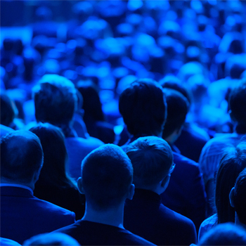 Vortrag, Keynote, Dinner Speech vom professionellen Redner und Keynote Speaker Vortrag, Keynote, Dinner Speech vom professionellen Redner und Keynote Speaker